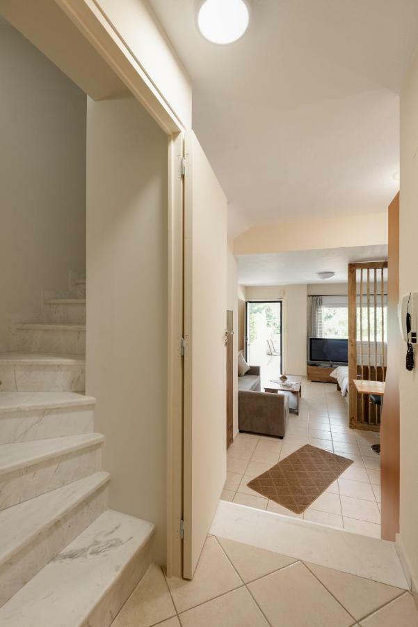 Luxury House For All Seasons Салоники Экстерьер фото